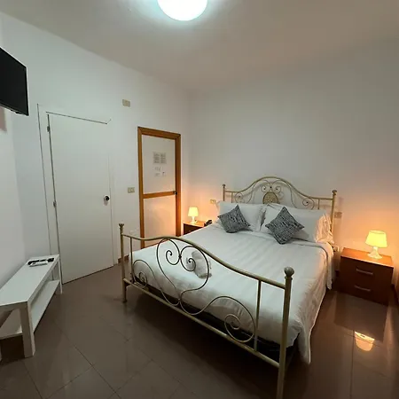 فندق La Marinella مارينا دي مونتيمارسيانو
